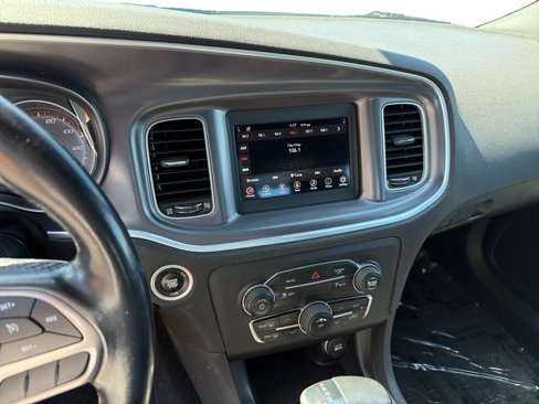 Used 2021 Dodge Charger SXT w/ Leather Interior Group image 12