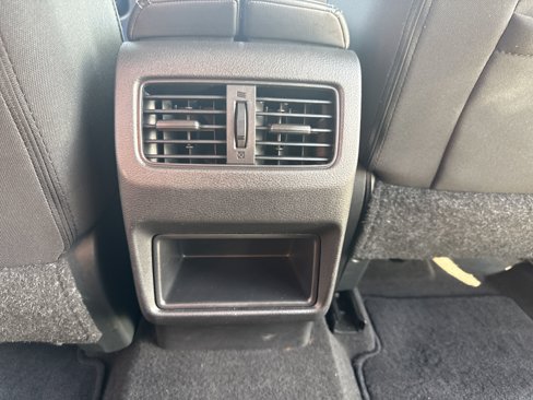Used 2023 Nissan Rogue S image 28