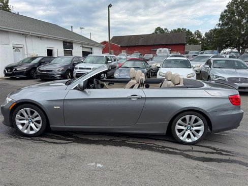 Used 2012 BMW 328i Convertible image 11