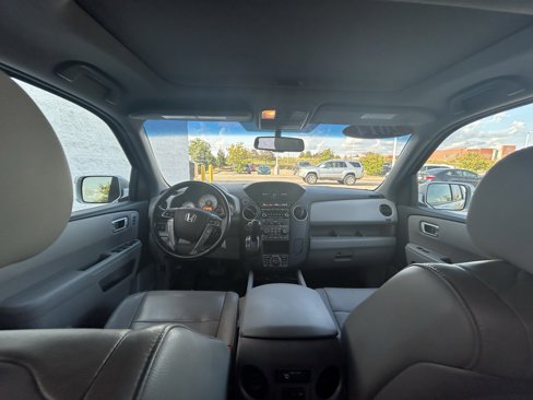 Used 2014 Honda Pilot Touring image 11
