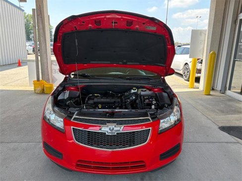 Used 2014 Chevrolet Cruze LT image 28