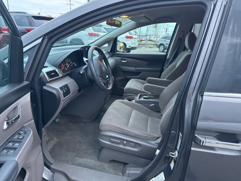 Used 2014 Honda Odyssey EX image 9