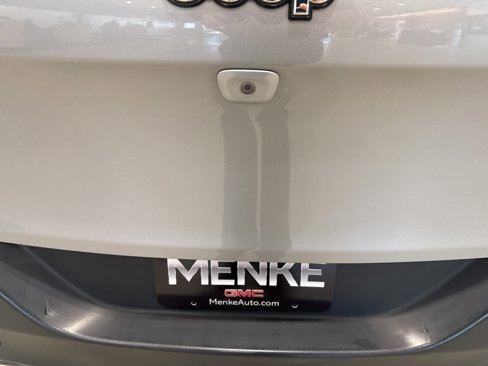 Used 2015 Jeep Cherokee Latitude image 9