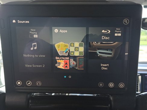 Used 2017 Chrysler Pacifica Touring-L Plus w/ Advanced Safetytec Group image 11
