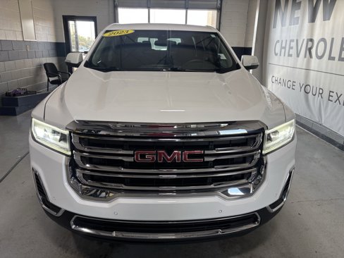 Used 2023 GMC Acadia SLE image 38