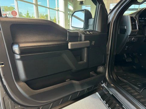 Used 2019 Ford F150 XLT w/ Equipment Group 302A Luxury image 14
