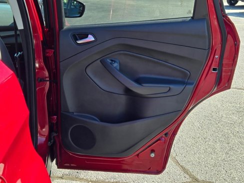 Used 2018 Ford Escape SE image 7
