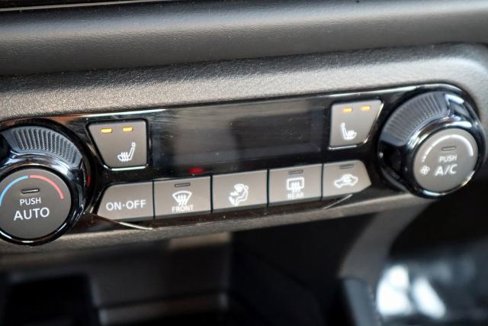Certified 2024 Nissan Kicks SR w/ SR Premium Package image 20