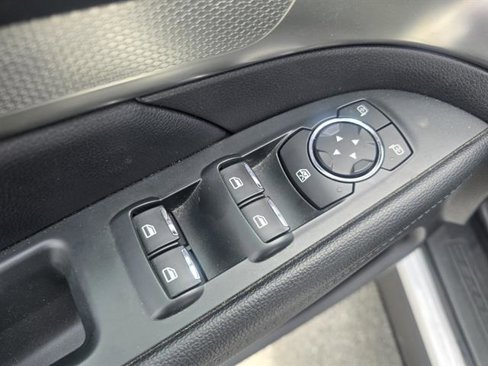 Used 2019 Ford Explorer XLT image 22