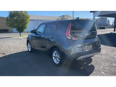 Used 2023 Kia Soul LX w/ Option Group 015 image 9