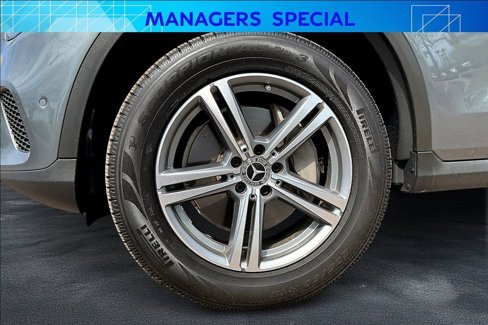 Used 2021 Mercedes-Benz GLC 300 image 9