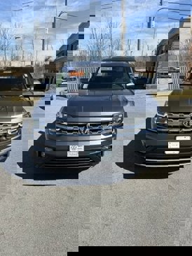 Used 2018 Volkswagen Atlas SE image 2