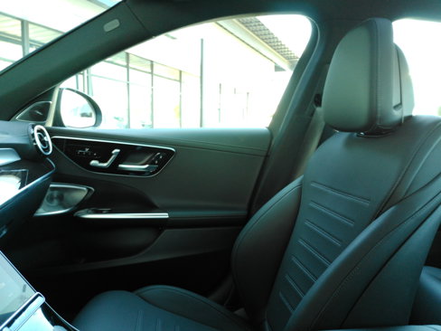 Used 2024 Mercedes-Benz C 300 Sedan w/ AMG Line w/ Night Package image 39