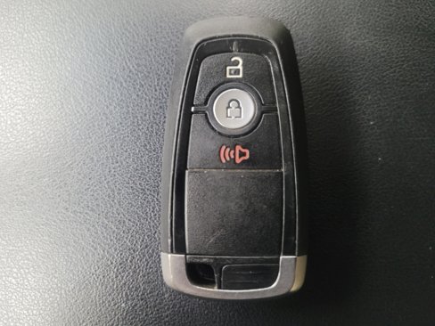 Used 2020 Ford Edge SE image 32