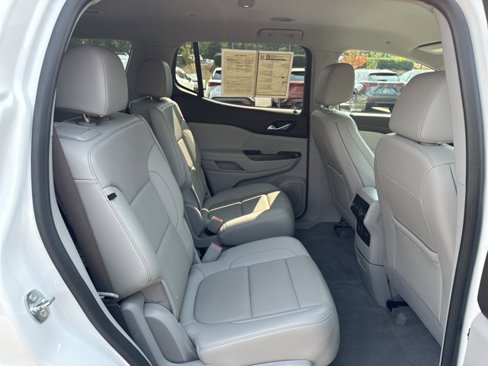 Used 2021 GMC Acadia SLT image 14