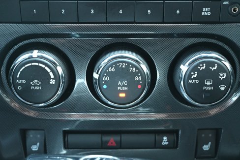 Used 2011 Dodge Challenger image 26