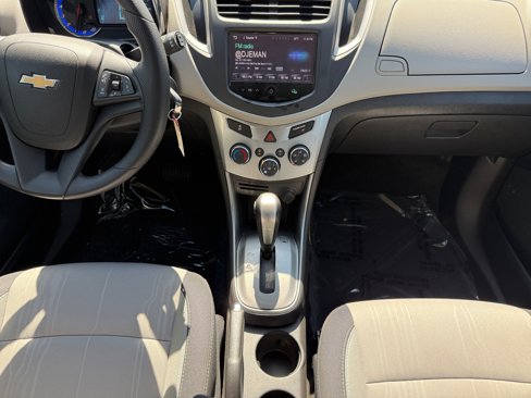 Used 2015 Chevrolet Trax LT w/ LPO, Protection Package image 11