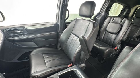Used 2018 Dodge Grand Caravan GT image 13
