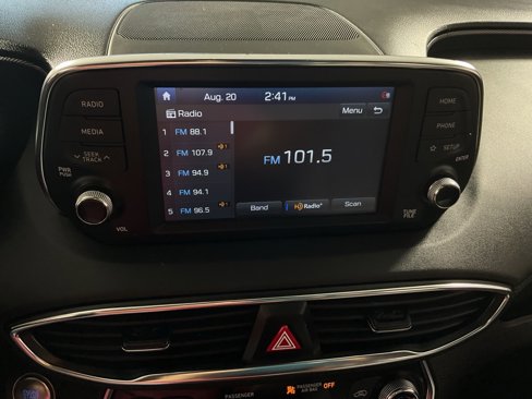 Used 2020 Hyundai Santa Fe SEL w/ Convenience Package image 20
