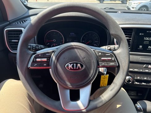 Used 2020 Kia Sportage LX image 11