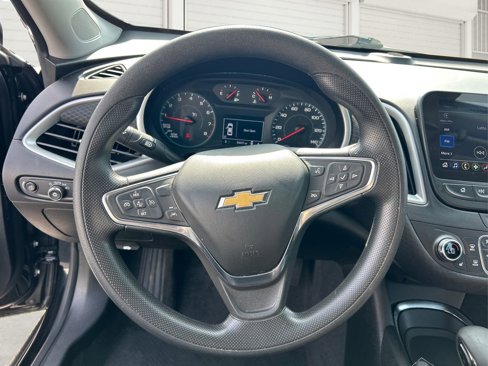 Used 2024 Chevrolet Malibu LT image 17