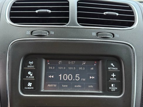 Used 2020 Dodge Journey SE image 22
