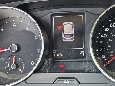 Used 2020 Volkswagen Tiguan SE w/ Panoramic Sunroof Package image 34