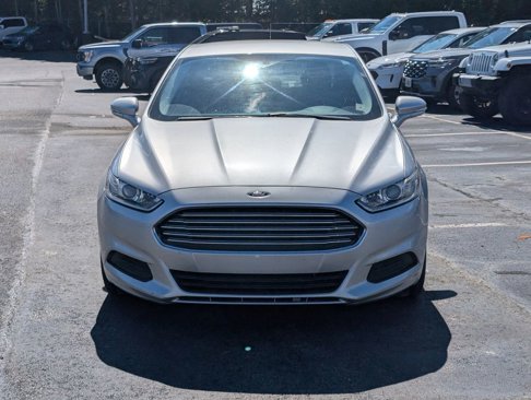 Used 2015 Ford Fusion SE image 5