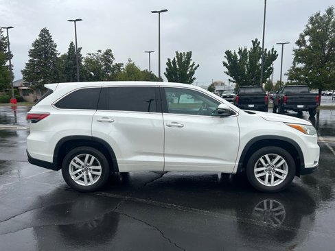 Used 2016 Toyota Highlander LE image 6