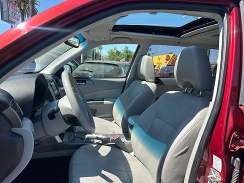 Used 2013 Subaru Forester 2.5XT Touring w/ Popular Pkg 2 image 29