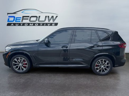 Used 2022 BMW X5 xDrive40i w/ M Sport Package image 19