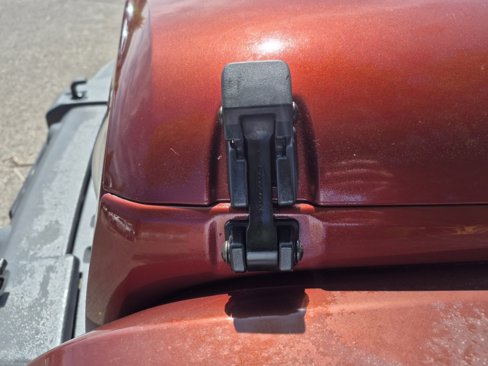 Used 2007 Jeep Wrangler Sahara w/ Dual Top Group image 14
