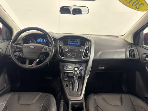 Used 2015 Ford Focus SE w/ Equipment Group 201A image 24