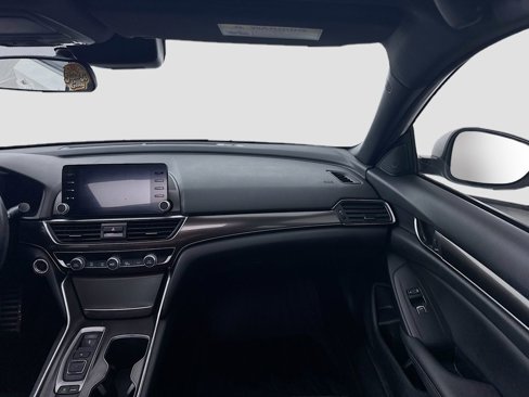 Used 2019 Honda Accord Sport image 25