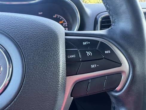 Used 2021 Jeep Grand Cherokee Laredo X image 20