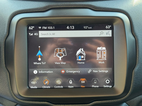 Used 2021 Jeep Renegade Latitude w/ Luxury Group I image 16