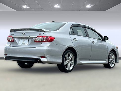 Used 2013 Toyota Corolla S w/ Premium Pkg image 8
