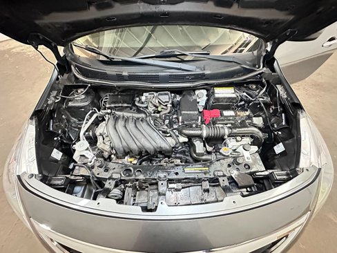 Used 2018 Nissan Versa SV image 43