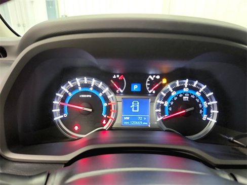 Used 2016 Toyota 4Runner Limited image 21