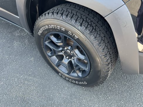 Used 2022 Jeep Cherokee Latitude image 25