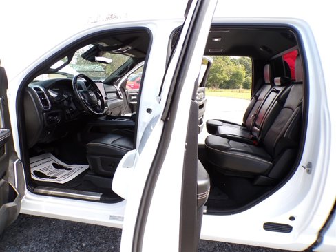 Used 2020 RAM 3500 Laramie image 21