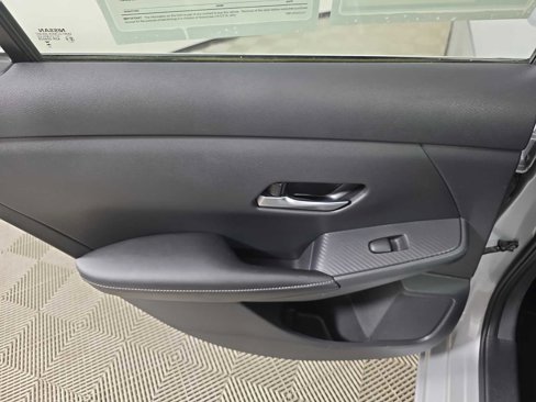 Used 2023 Nissan Sentra SV image 56