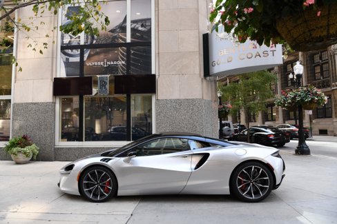 Used 2023 McLaren Artura image 29
