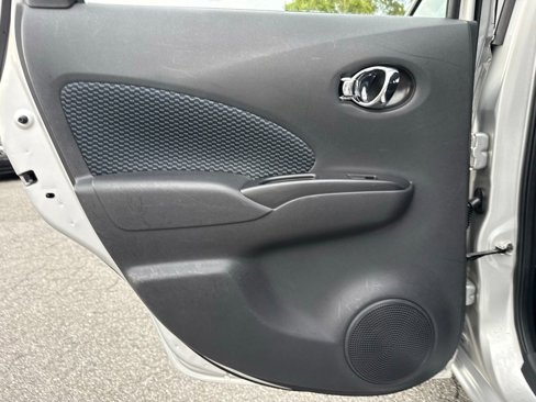 Used 2015 Nissan Versa Note SV image 24