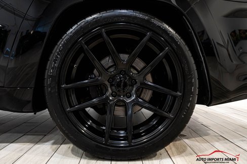 Used 2018 Jeep Grand Cherokee Trackhawk image 96