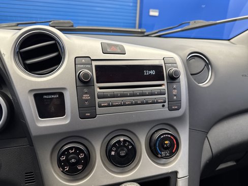 Used 2009 Pontiac Vibe w/ Preferred Package image 17