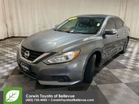 Used 2018 Nissan Altima 2.5 SV w/ 2.5 SV Technology Package image 4