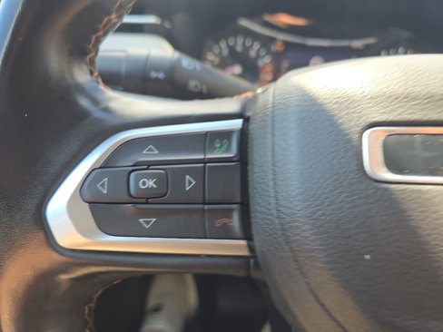 Used 2022 Jeep Compass Limited image 26