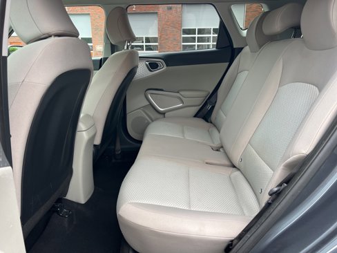 Certified 2021 Kia Soul LX image 19