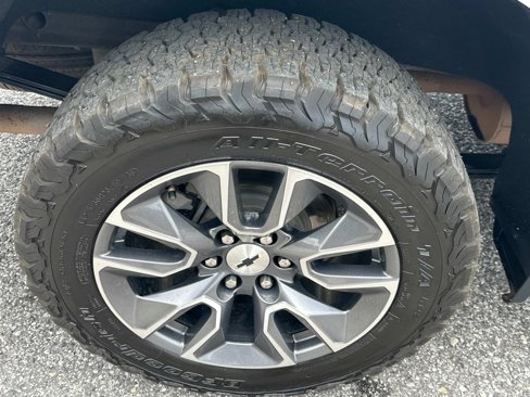 Used 2020 Chevrolet Silverado 1500 RST image 8